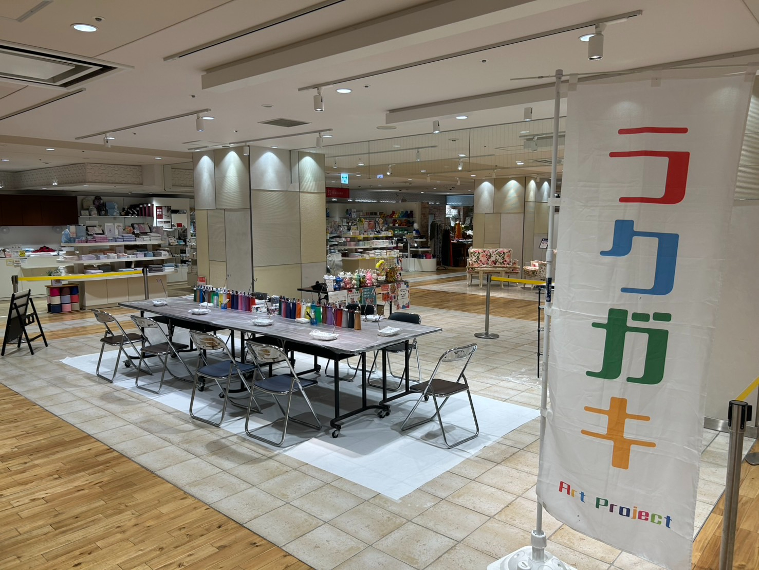【福岡三越B1階】ラクガキアートワークショップ開催